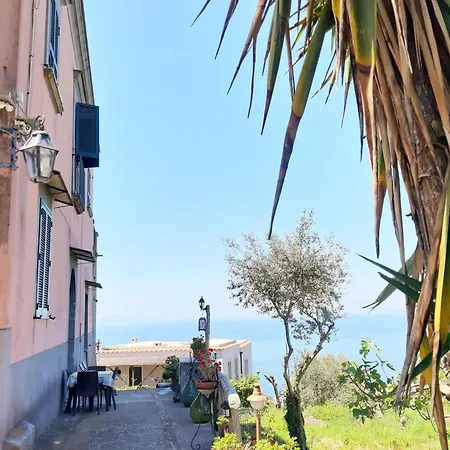The Sirens' Refuge Apartamento